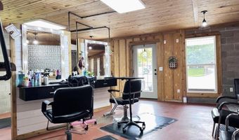 300 Jefferson St, Anderson, MO 64831