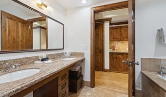 415 E Dean St # 47 Weeks 51/52, Aspen, CO 81611