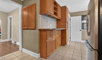 3912 Lake Rd W, Ashtabula, OH 44004