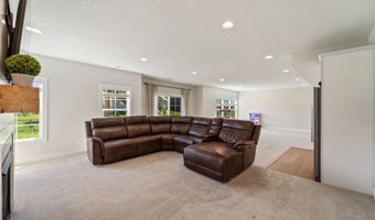 901 Cardinal Dr, Polk City, IA 50226