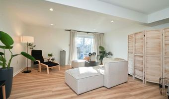 6617 MEDINAH Ln, Alexandria, VA 22312