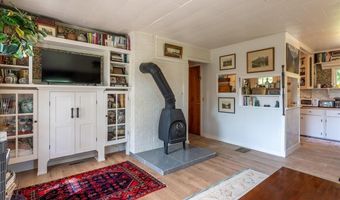 662 Searsmont Rd, Appleton, ME 04862