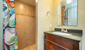 2213 Jensen Ave, Ames, IA 50010