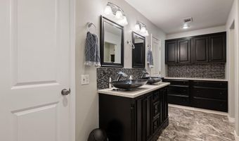 6053 N Central Ave, Batesville, AR 72501