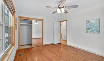 3 Matney Ln, Bella Vista, AR 72715