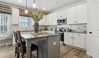396 Rodeo Dr, Auburn, GA 30011