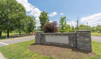 271 CAMERON STATION Blvd 103, Alexandria, VA 22304
