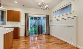 8006 SE SPORRI Ln, Milwaukie, OR 97267
