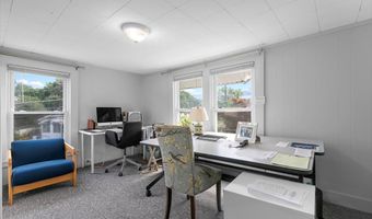 190 Maple St, Branford, CT 06405
