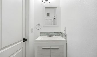 3610 Kalsman Dr 2, Los Angeles, CA 90016