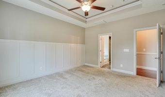 768 Sterling Dr, Boiling Springs, SC 29316