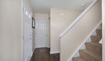 946 Willow Creek Dr, Alexandria, KY 41001