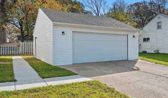 2500 S JEFFERSON St, Appleton, WI 54915