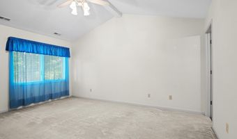 1107 Ashwood Dr, Auburn, IN 46706