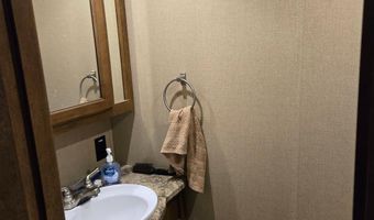 22 Monument Rd, Abbot, ME 04406