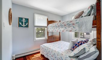 14 E 16th St, Barnegat Light, NJ 08006