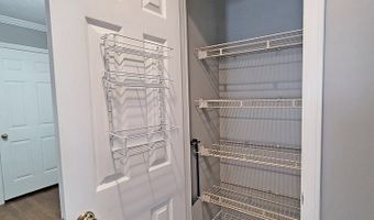 817 Barclay Dr, Abingdon, VA 24210