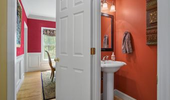 21 Wiggin Rd, Bedford, NH 03110