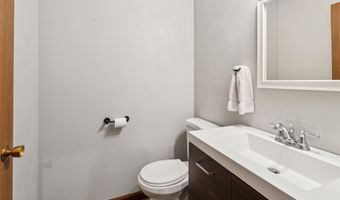 725 S WESTHAVEN Pl G, Appleton, WI 54914