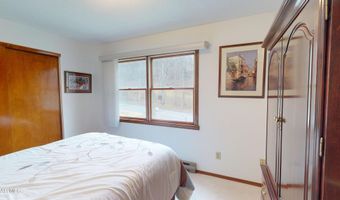 1635 Timberline Dr, Altoona, PA 16601