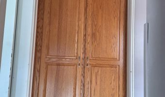 218 Dearborn St, Berne, IN 46711