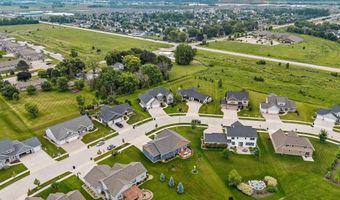 5401 N AMETHYST Dr, Appleton, WI 54913