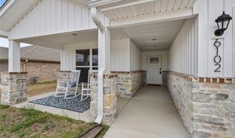 6102 NW Hoover St, Bentonville, AR 72713