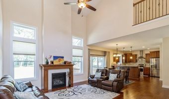 4121 Cochrane Pkwy, Ames, IA 50014