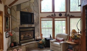 10 Badger Hollow Rd, Cascade, ID 83611