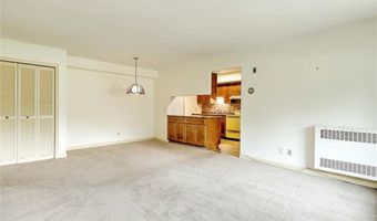 400 Narragansett Pkwy A-3W, Warwick, RI 02888