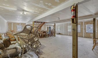 408 N Main St, Barnegat, NJ 08005