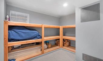 157 Romine Cir, Ballwin, MO 63011