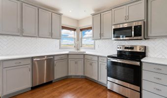 16030 Craig St, Basehor, KS 66007