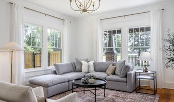 227 Kershaw St NE, Aiken, SC 29801