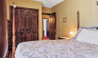 60 Abena Shr, Belgrade, ME 04917