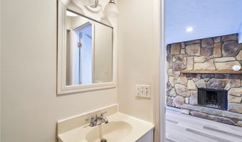 1609 Treetop Trl C, #39, Akron, OH 44313