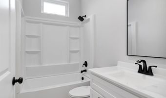 453 Rosedale Ter, Ballwin, MO 63021