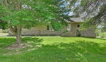 21853 98th St, Anamosa, IA 52205