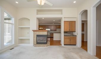 719 Clayton Corners Dr, Ballwin, MO 63011