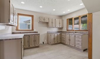 2321 S Arch Ave S, Alliance, OH 44601