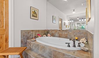 481 Lindsay Ln, Ashland, OR 97520