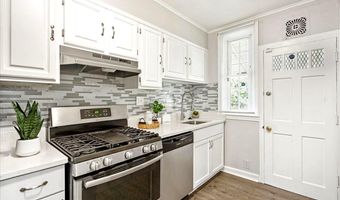 116 ALLENDALE St, Baltimore, MD 21229