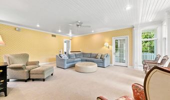 1011 Midway Dr, Auburn, IN 46706