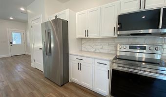 16 Trinton Ave, Bedford, IN 47421