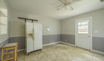 114 S PARKWAY Ave, Bethel Springs, TN 38315