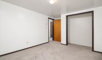 2005 LELAND Ave, Baltimore, MD 21220