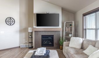 2240 E HONEYGOLD Ct, Appleton, WI 54913