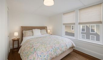 23 Mt. Vernon St, Newport, RI 02840