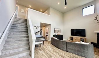 42 Hilgard Peak Ct, Bozeman, MT 59718