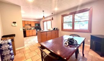 5165 Dundas Dr, Delhi, OH 45238